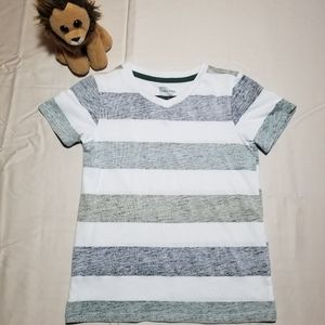 Boys Epic Threads V Neck shirt